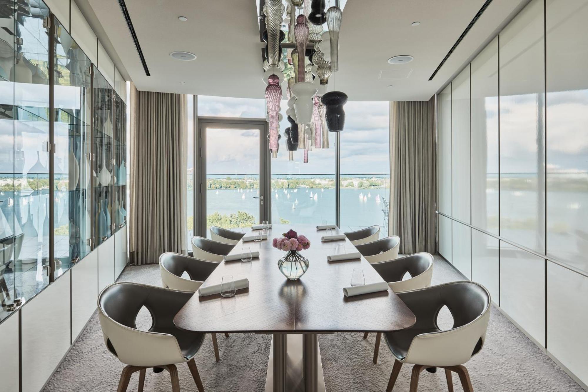 The Fontenay Hamburg Exterior foto Dining room
