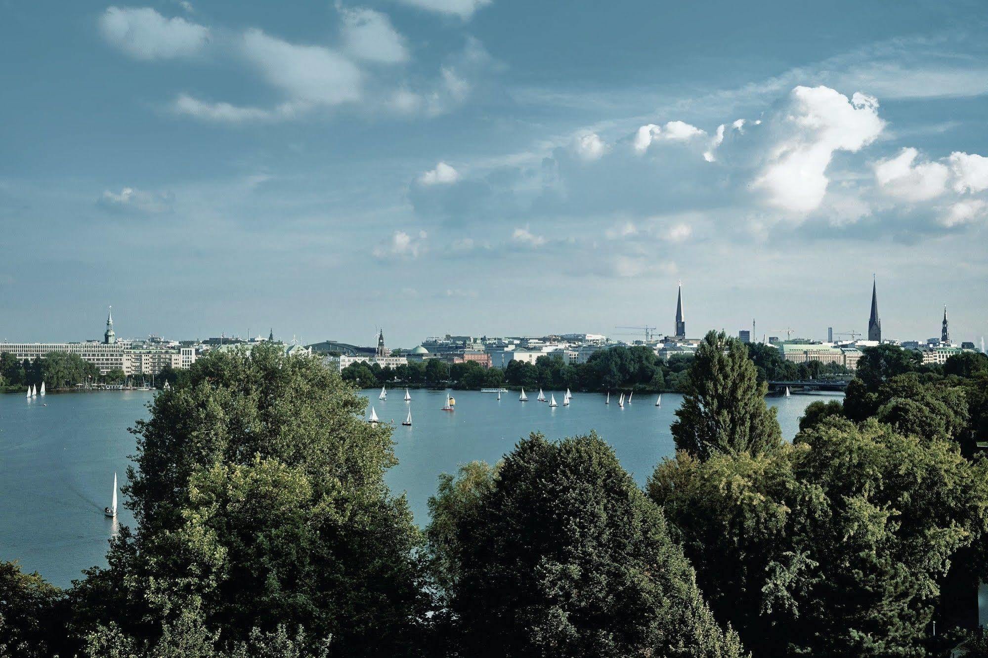 The Fontenay Hamburg Exterior foto